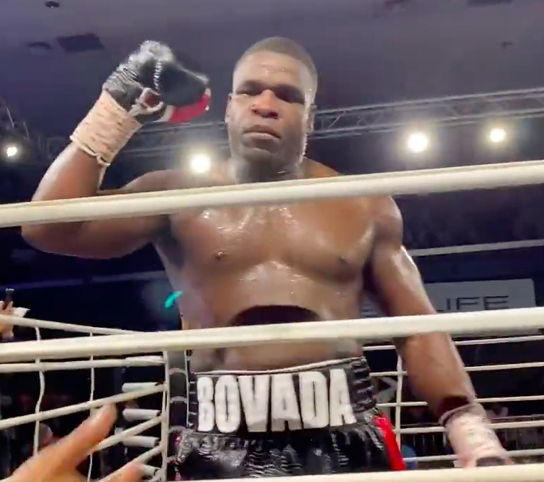 Frank Gore, an NFL legend, wins brutal first round KO victory as his opponent faces down onto canvas