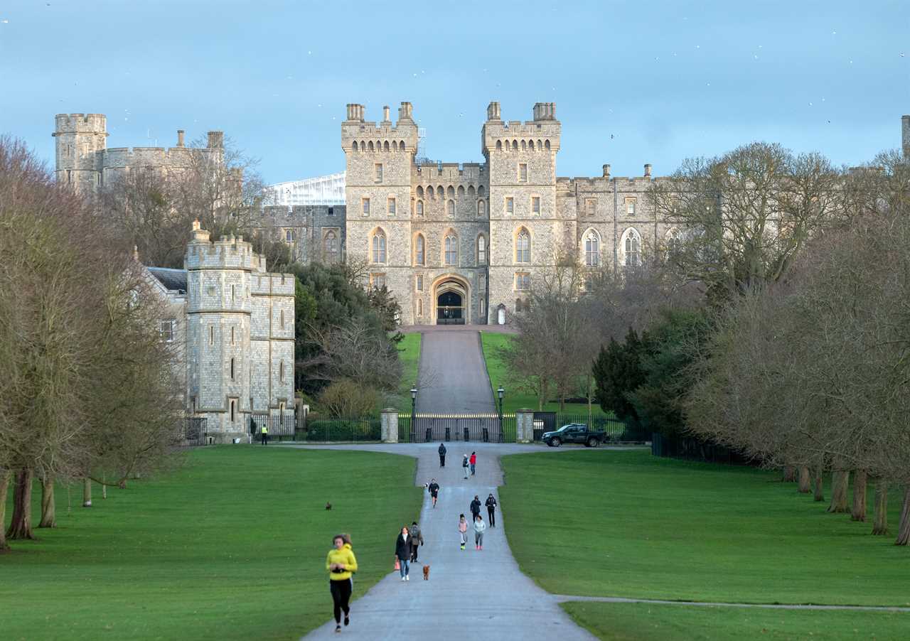 Prince Naseem Hamed, who rents a PS1.4m house near the Queen, is pictured strolling around Windsor Castle