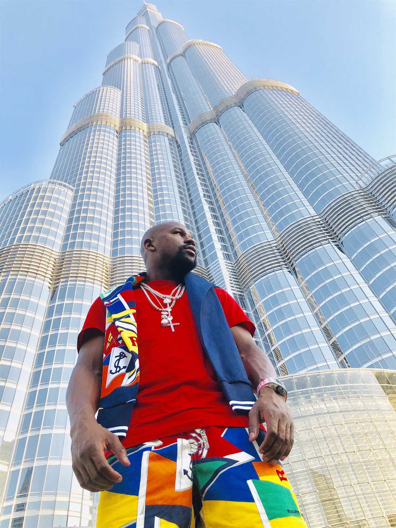 Floyd Mayweather, boxing legend, is building the TENTH skyscraper. He boasts a $50,000-per-month investment