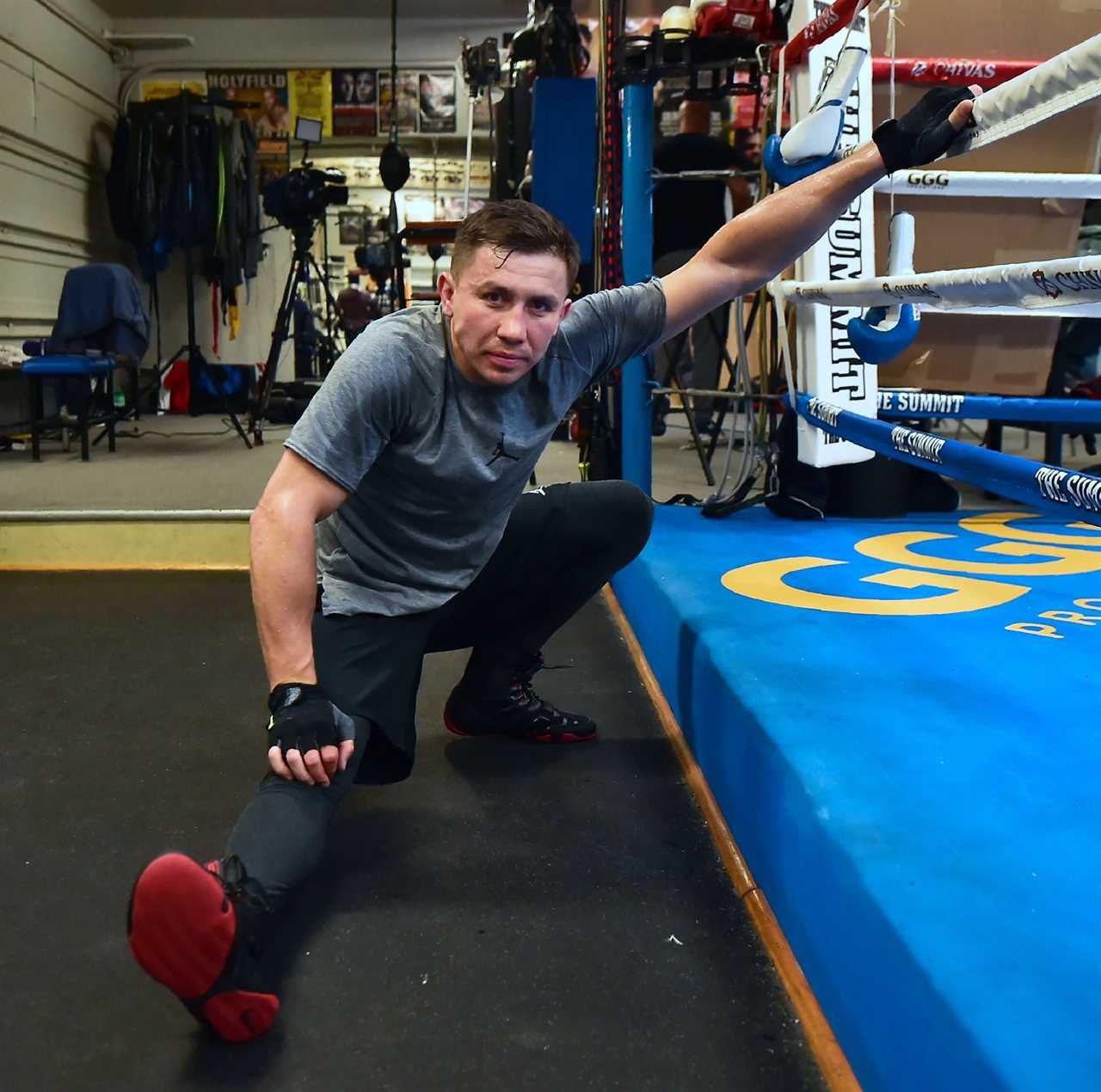 When he was in kindergarten, Golovkin was encouraged to fight older men by his elder brothers