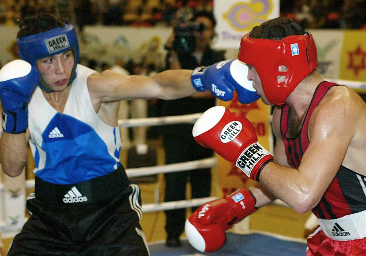 As a young boy Golovkin was pushed into boxing by his brothers and had a natural ability for the sport