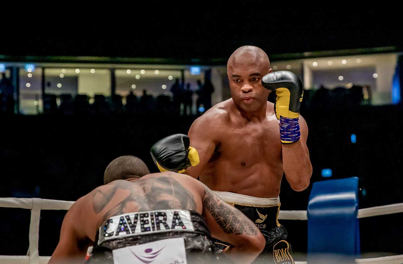 Stay prepared - Roy Jones Jr., 53, trains as a boxing icon and eyes fight with Anderson Silva, 47, UFC icon