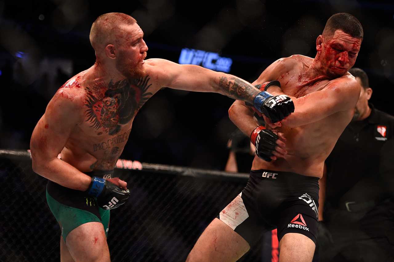 Conor McGregor urges Michael Chandler to not return to fight... to avoid a repeat of Khabib's loss
