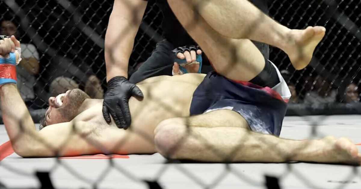 UFC hopeful Jack Becker suffers horrific broken leg which