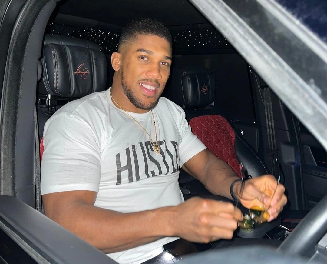 Anthony Joshua is ready to hustle as Brit trains and prepares for the delayed Oleksandr Usyk fight