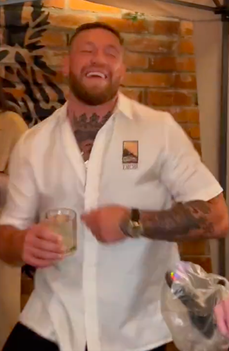 Conor McGregor's fans are all saying the exact same thing while he party at The Black Forge Inn AGAIN