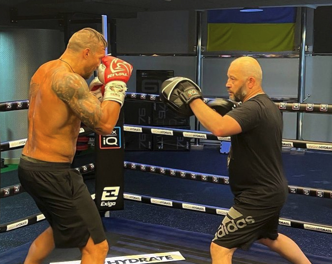 Fans all agree with Oleksandr Usyk's posting of training photos ahead of the Anthony Joshua rematch