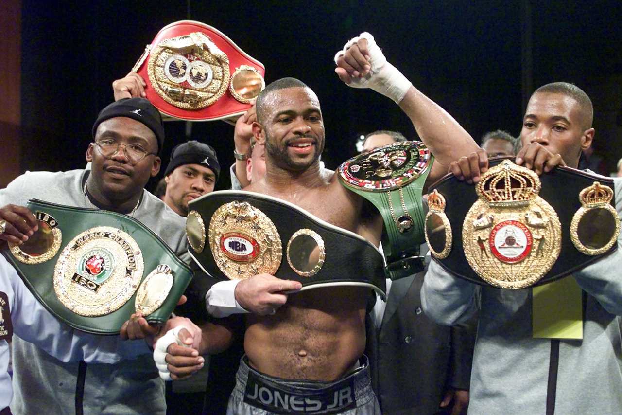 Floyd Mayweather said he would be the GOAT at 20, but he isn't the most talented person I've ever seen, according to a Hall of Fame promoter