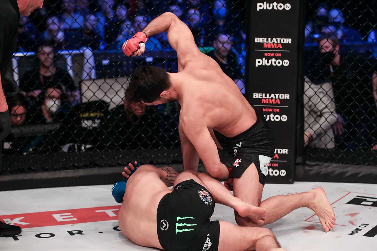 Gegard Mousasi, Bellator, tired of 'rolling about with sweaty men'. He sees Israel Adesanya fighting before MMA retirement.
