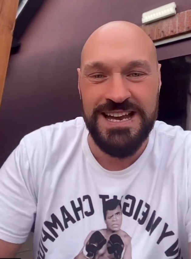 Tyson Fury slams AJ rival Anthony Joshua's 'bulls**t criticism and praises Brit rival in shock praise