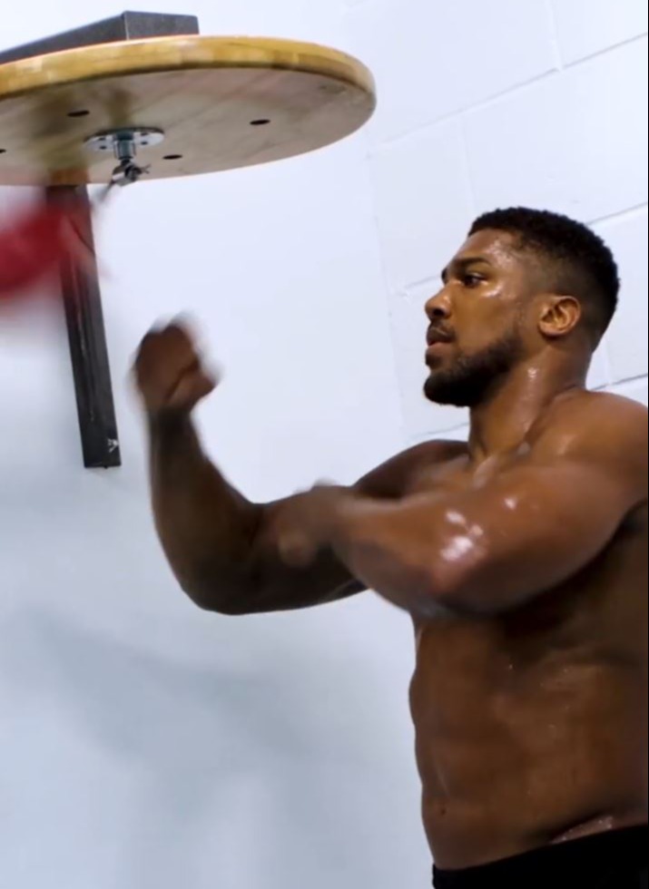 Anthony Joshua provides incredible behind-the scenes insight into the training for Usyk's rematch and appears frighteningly fast