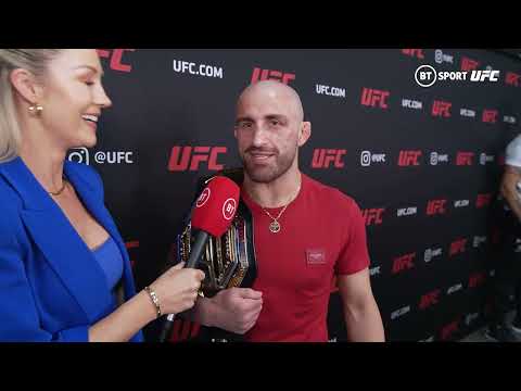 Alexander Volkanovski wins Max Holloway Trilogy fight! UFC 276 Interview after Fight