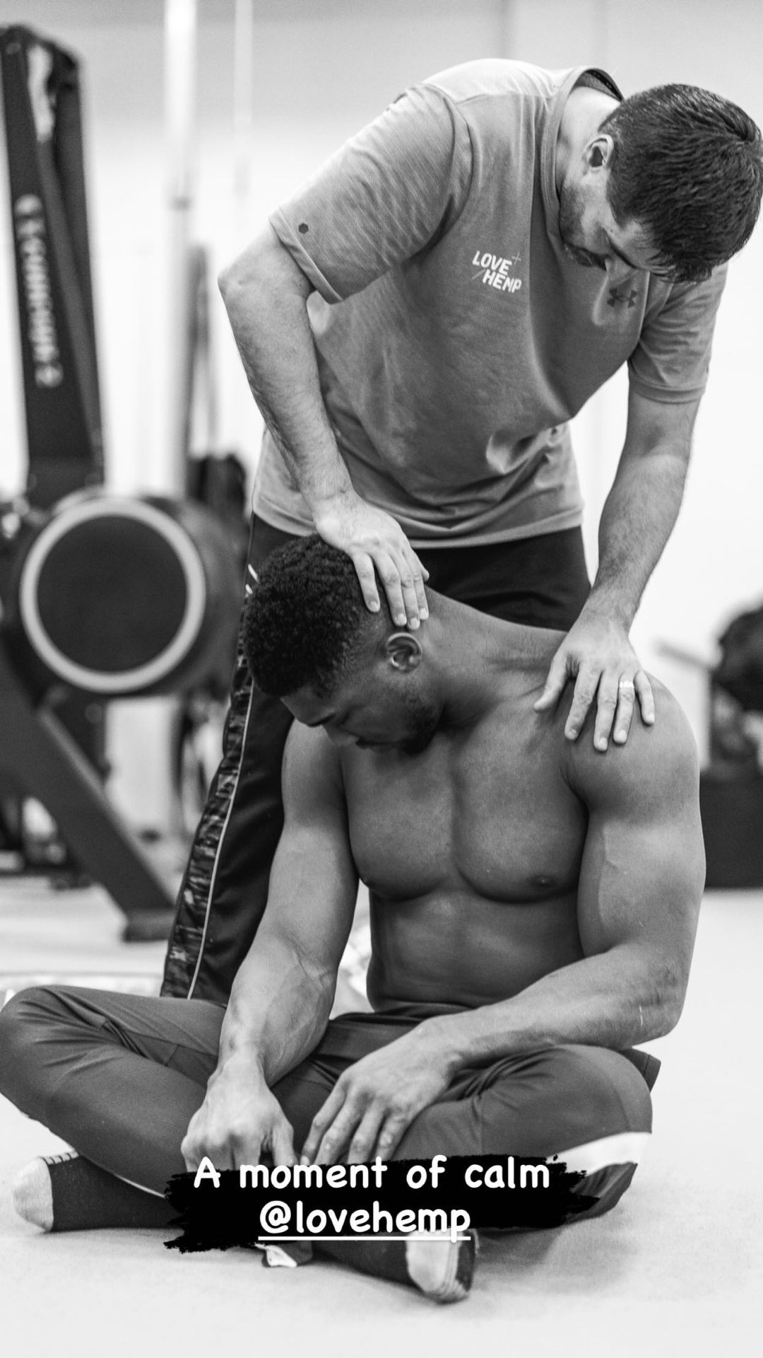 Anthony Joshua is a magnificent figure as he displays bulging biceps, and ripped abs in front of Oleksandr Uzyk for the rematch
