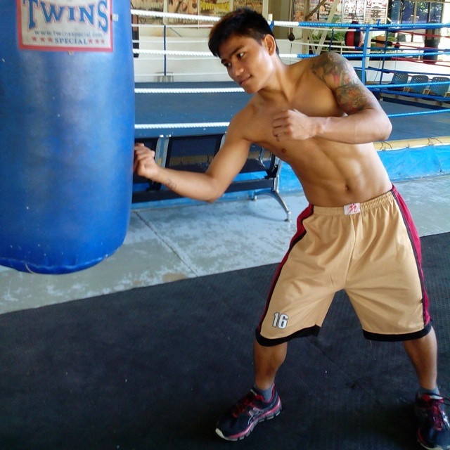 My family was poor and I sold ice cream to survive. But now, I am a world champion boxer who is managed by my wife.