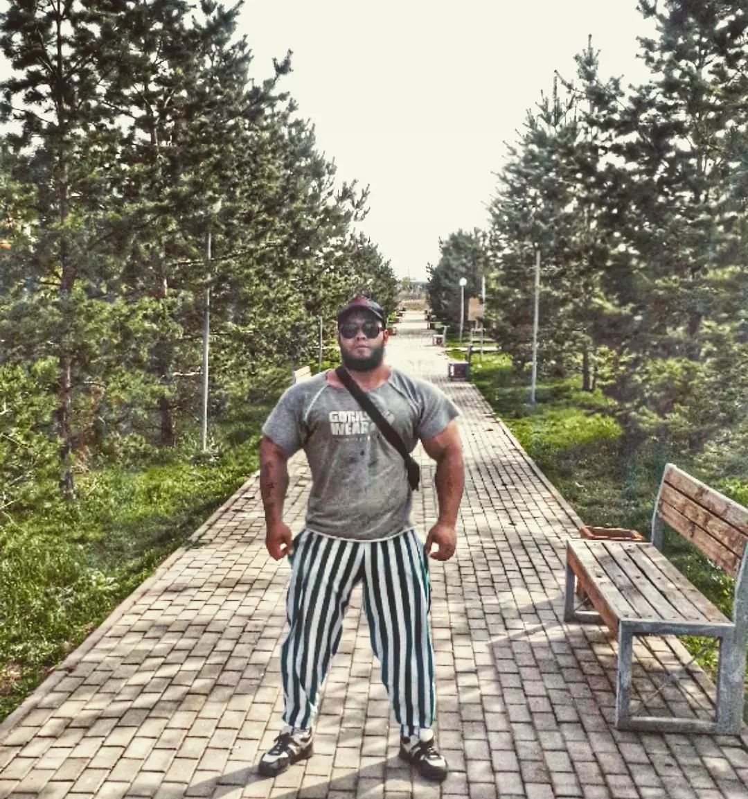 Kazakh Titan to face Iranian Hulk in a blockbuster super-heavyweight clash at Wicked N’ Bad Dubai arena