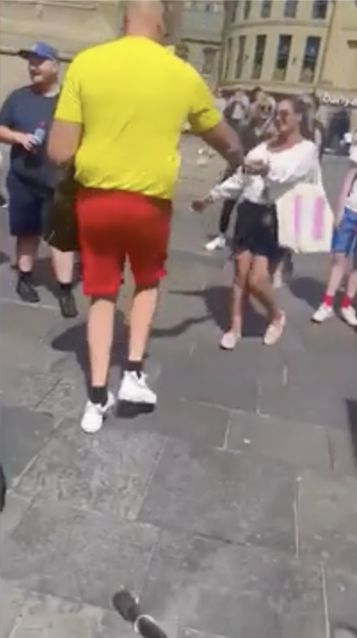 He was dressed as a lifeguard - Tyson Fury surprises buskers singing and dancing on the streets of London during his retired boxer tour.