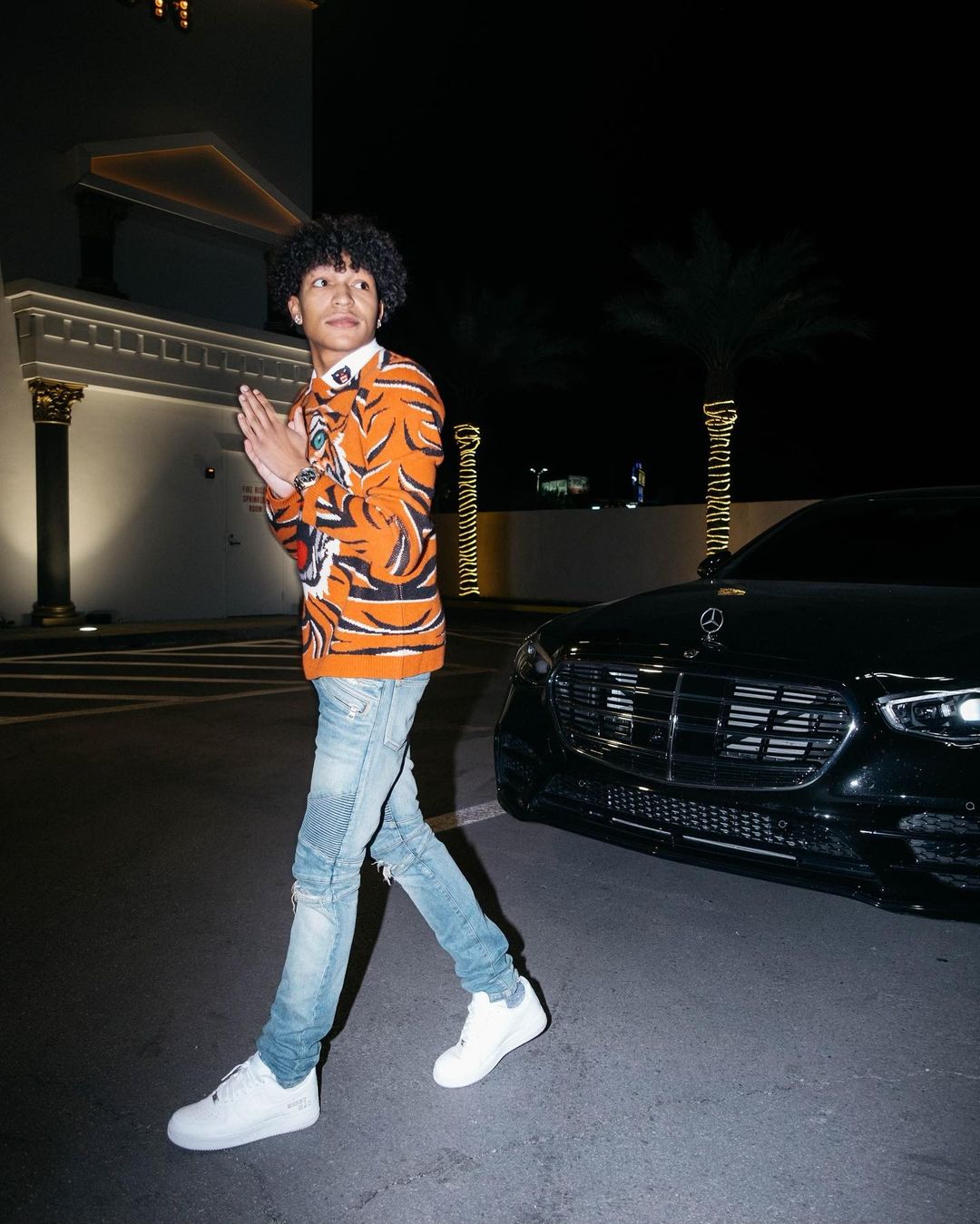 The inside life of Floyd Mayweather's children, including Zion's fashion range and Koraun singing career. Devion's incredible cars are also featured.