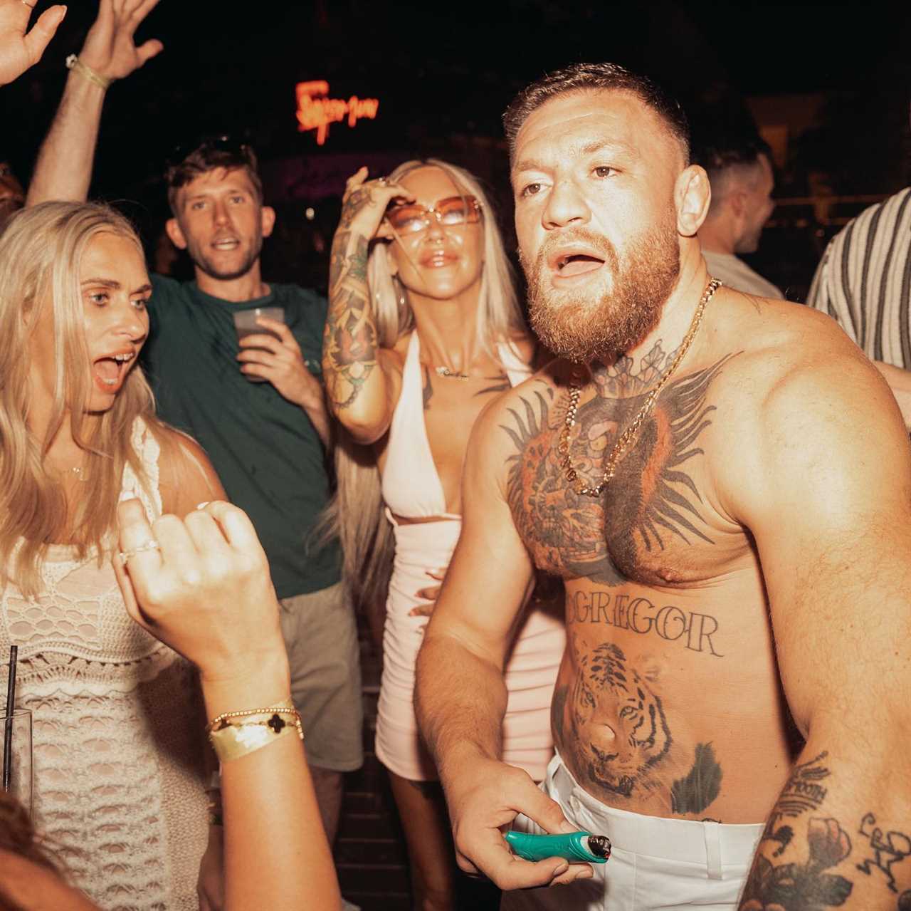 Conor McGregor celebrated his 34th birthday with a lavish bash that included a stunning fiancee and an incredible UFC octagon cupcake