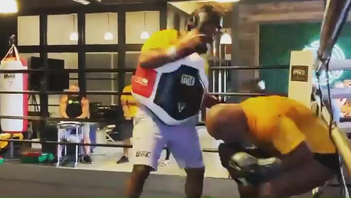 Watch 56-year-old Mike Tyson roll back years in sparring by landing brutal body shots and showing off slick defence