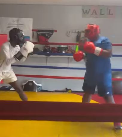 Adrien Broner, 15 and 12 years old, hilariously takes his sons to SPAR to settle their differences. The winner gets $100