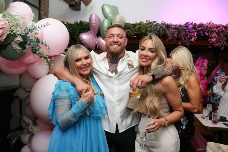 Conor McGregor sends an emotional message to his 37-year-old sister Aoife: The world is yours