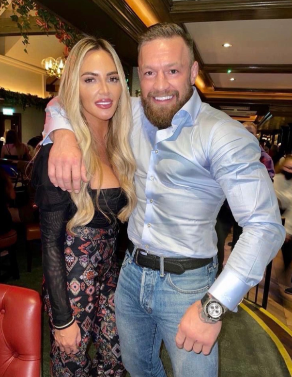 Conor McGregor sends an emotional message to his 37-year-old sister Aoife: The world is yours