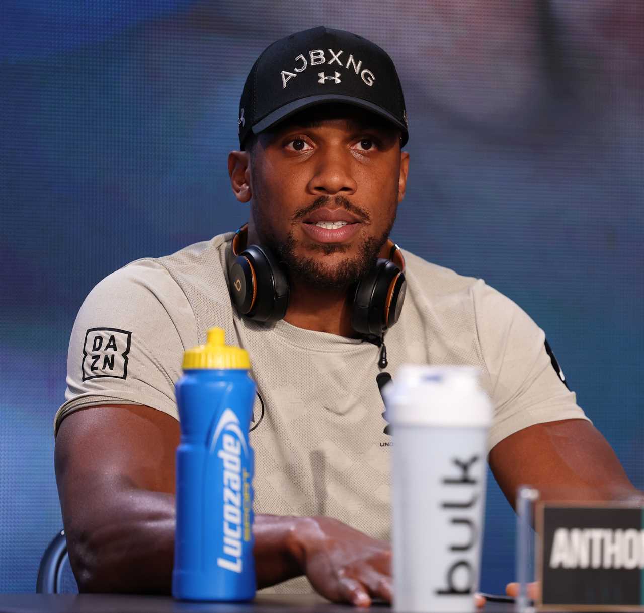 Ex-coach Ben Davison says Tyson Fury is 'not in the mood for fighting anymore', but Anthony Joshua could tempt her back.