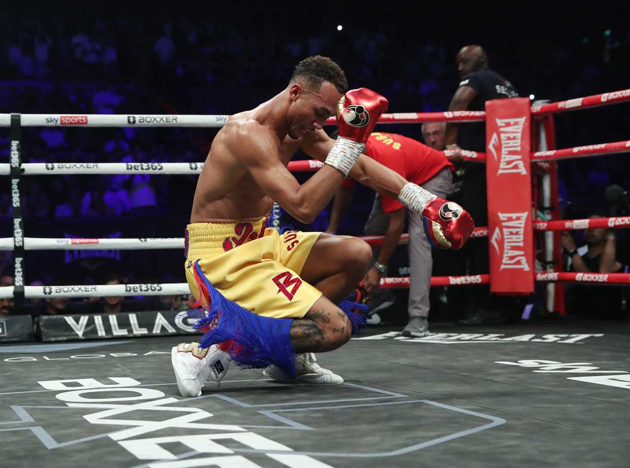 Ben Whittaker impresses with stunning debut KO win over Greg O'Neill