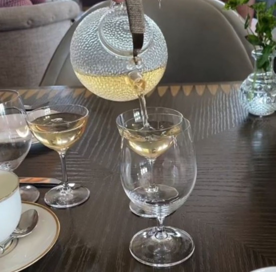 Tyson Fury and Paris go to tea for two at a swanky restaurant. Brit continues to enjoy retirement.
