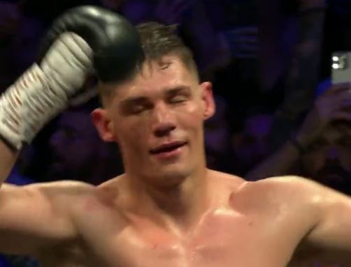 In thrilling Fight of the year contest in Bournemouth, Isaac Chamberlain beats Chris Billiam Smith