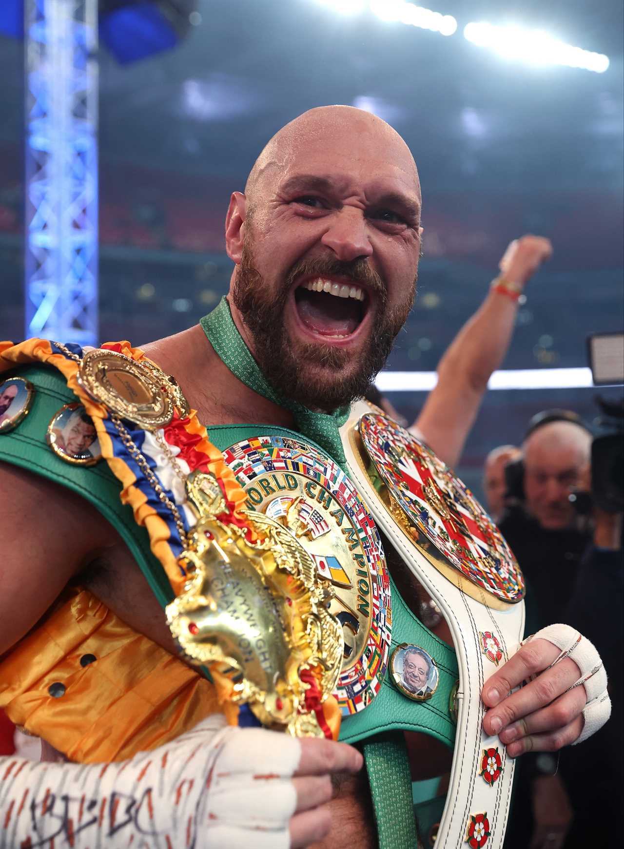 Anthony Joshua plans to fight Tyson Fury on December 7th, even if he loses the rematch with Oleksandr Uzyk this month
