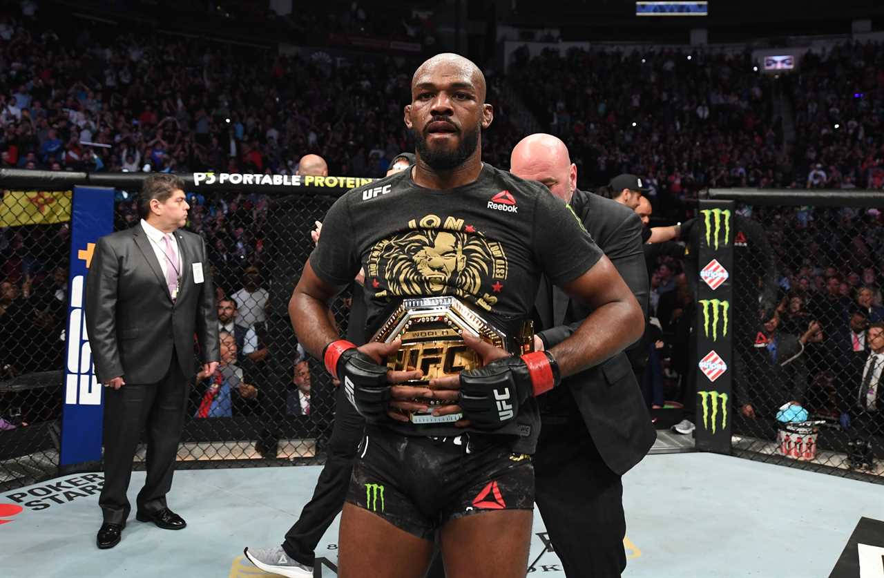 Jon Jones looks STACKED as UFC heavyweight debut preparations continue while bareknuckleboxing