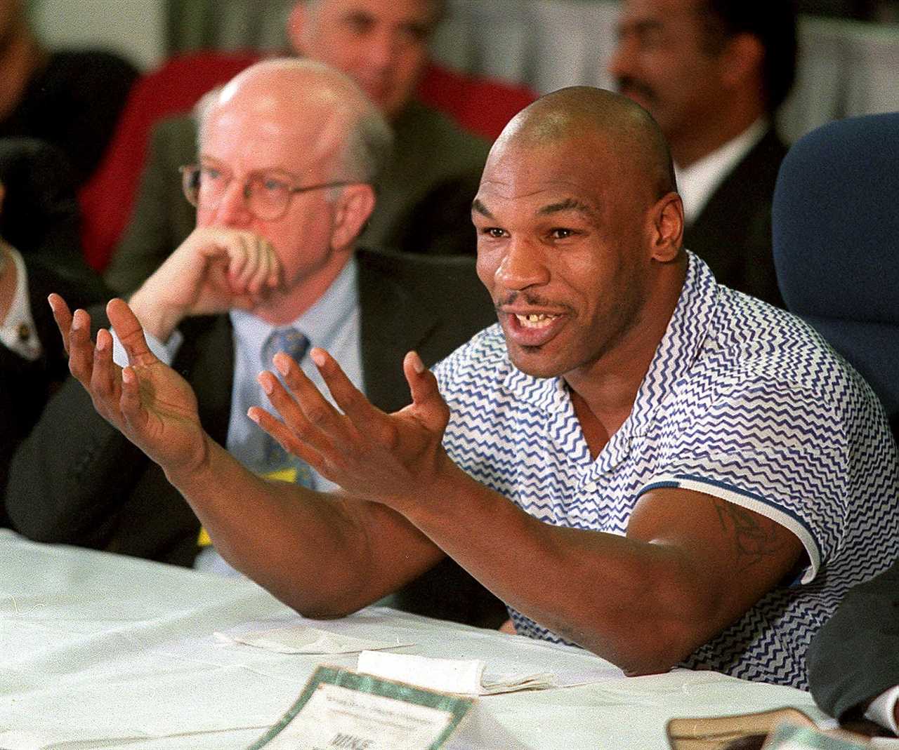 Mike Tyson's pet Tiger tried to eat the DOG of his neighbor, causing boxing legend Mike Tyson to lose his white Bengal.