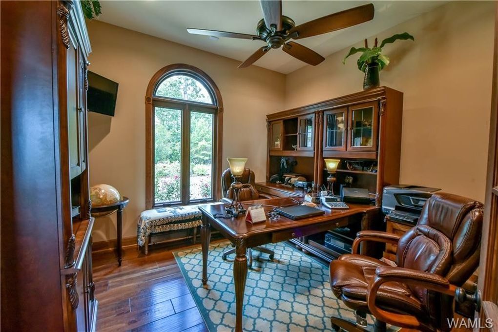 Wilder has his own office to negotiate his fights in
