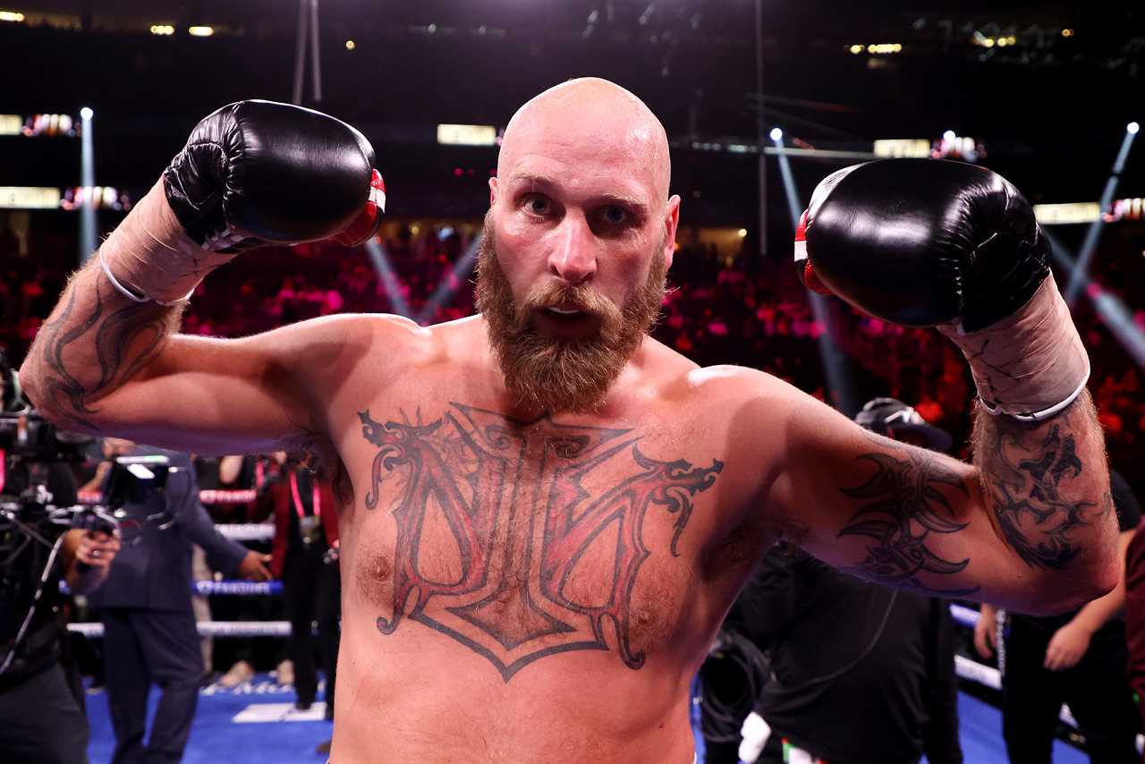 Deontay Wester's boxing return is complete on October 15, in his first fight against Robert Helenius since Tyson Fury trilogy.
