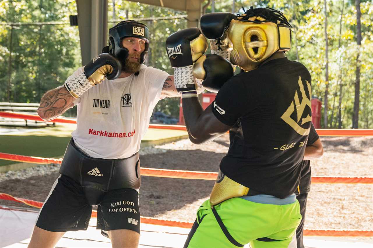 Deontay Wester's boxing return is complete on October 15, in his first fight against Robert Helenius since Tyson Fury trilogy.