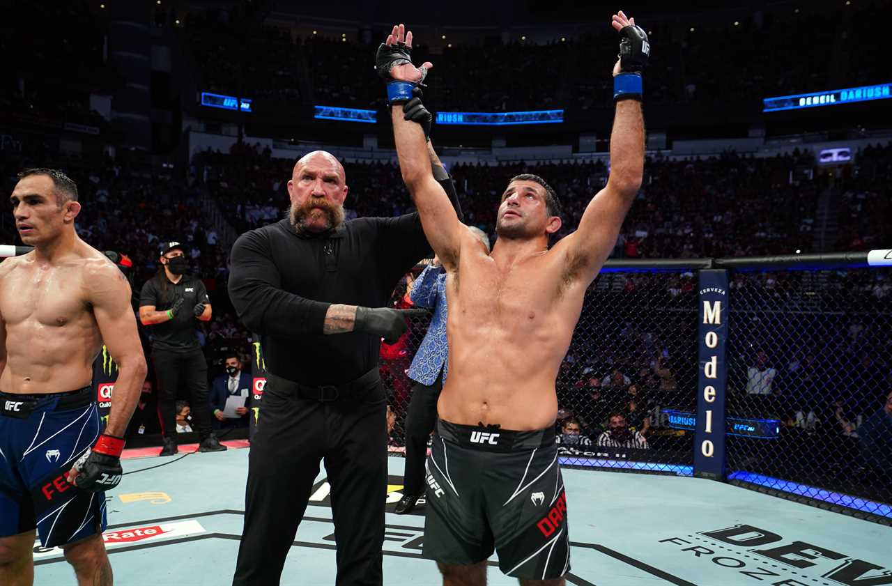UFC lightweights concerned Conor McGregor will leap line to claim lightweight title shot