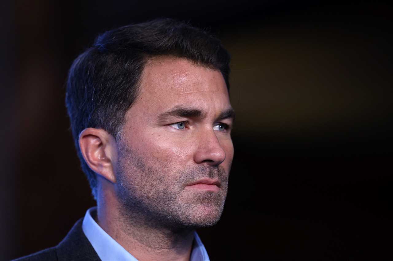 Hearn says Usyk is'really large' after his body transformation, but he recommends Anthony Joshua to beat him in six rounds.