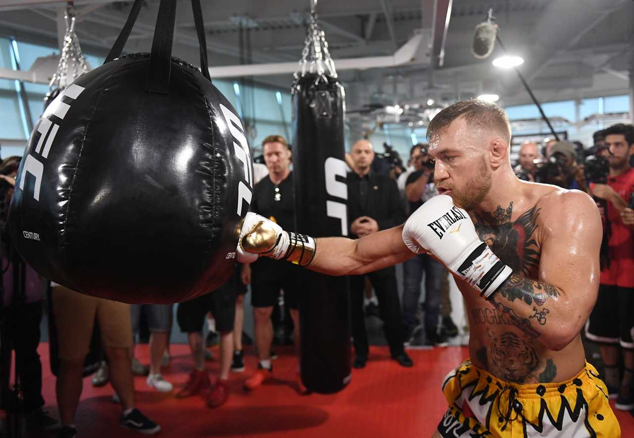 UFC's PS12m Performance Institute has oxygen chambers, treadmills underwater and diet plans... all free