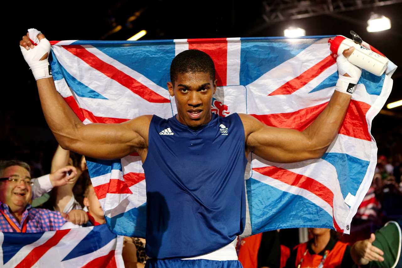 Anthony Joshua says, I'd tell 2012 AJ to be harder... and that he never loses his world heavyweight title.