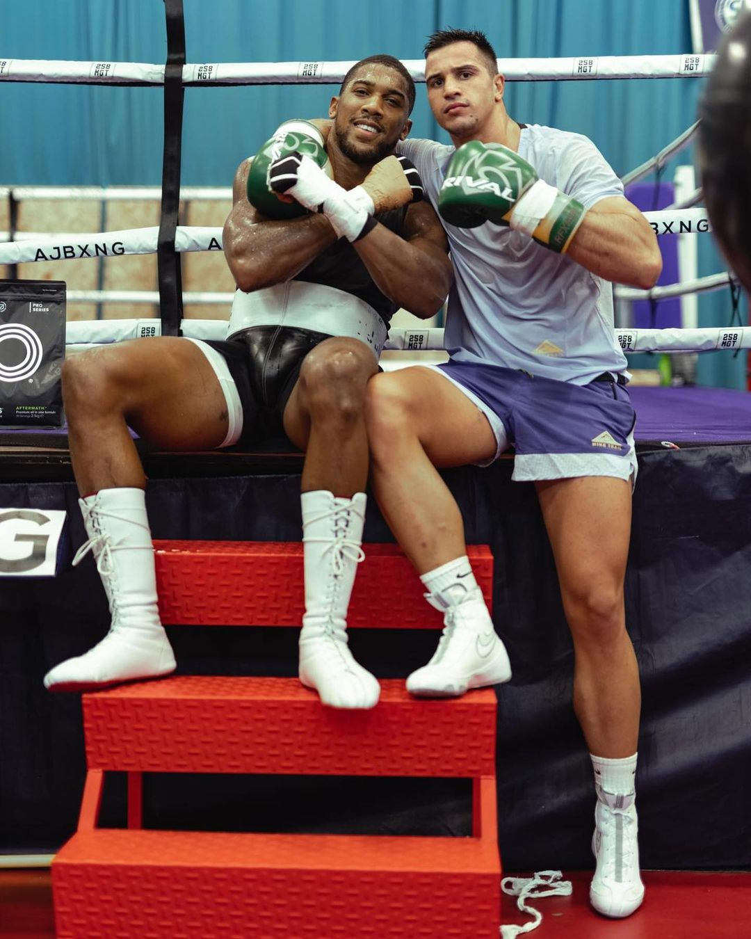 Anthony Joshua offers to pay for a sparring partner to fly to Croatia as an emergency flight after a car accident leaves his family members injured.
