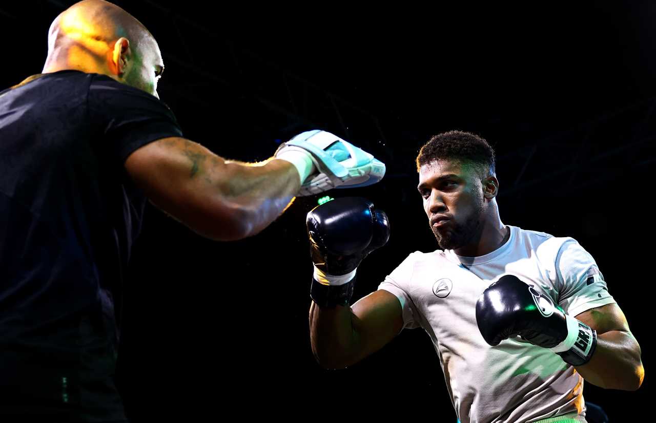 Anthony Joshua is'more than capable' to win Usyk rematch, after learning secret technique, says sparring partner