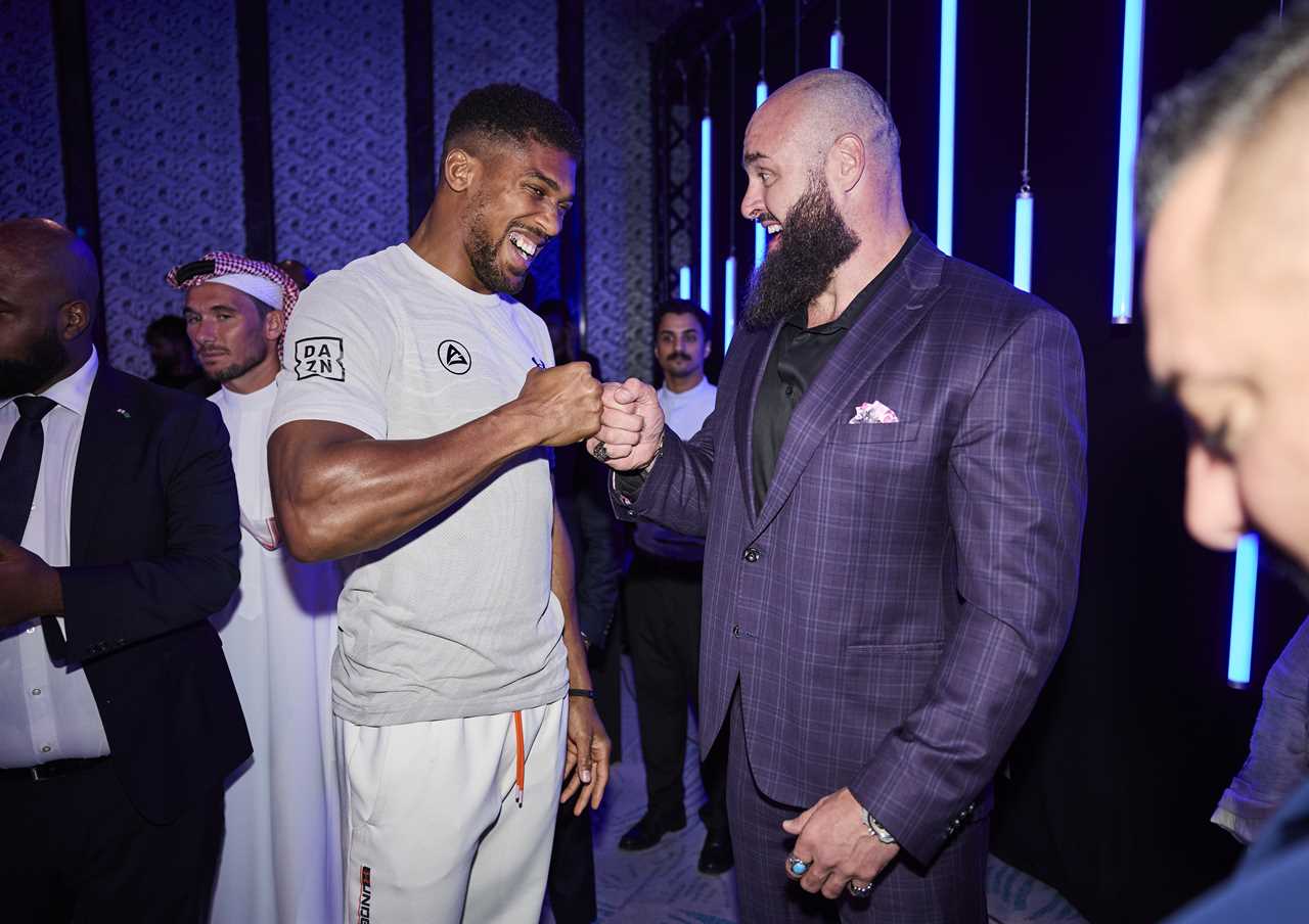 Inside Matchroom's gala dinner with Holyfield and Chisora for Anthony Joshua vs Oleksandr Uzyk