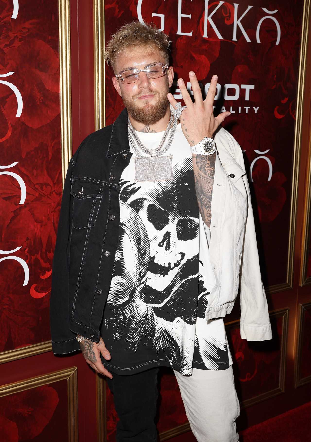 After shock Leon Edwards' defeat, Conor McGregor and Jake Paul form an unlikely alliance to troll UFC star Kamaru Uman
