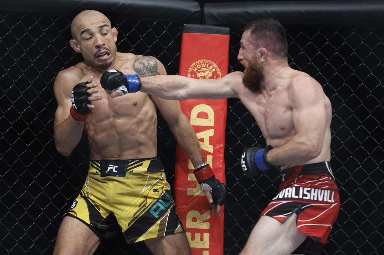 After Drake curses Kamaru Usman, Jose Aldo and PS360k UFC 278 bets, fans all agree.