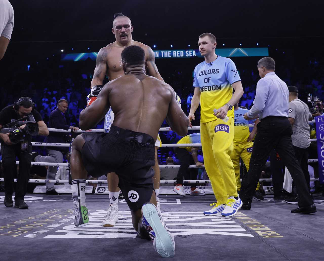 Round by round: Oleksandr Usyk and Anthony Joshua: How Ukrainians retained the heavyweight title in thrilling split decision