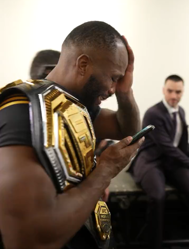 I promised you I'd do this - Leon Edwards calls his mom after he wins the UFC title and watches Wembley fight