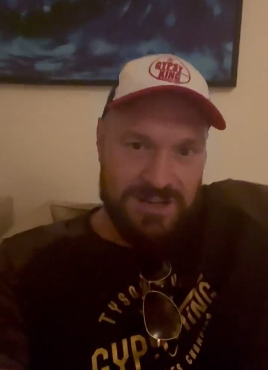 Tyson Fury trolling Anthony Joshua with a meme about 'talking absolute garbage' after Oleksandr Usyk's defeat