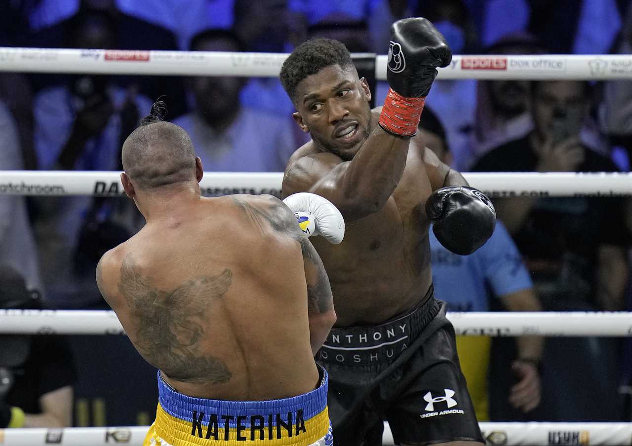In spite of tactic change, Anthony Joshua did not throw as many punches at Oleksandr Uzyk in the rematch.