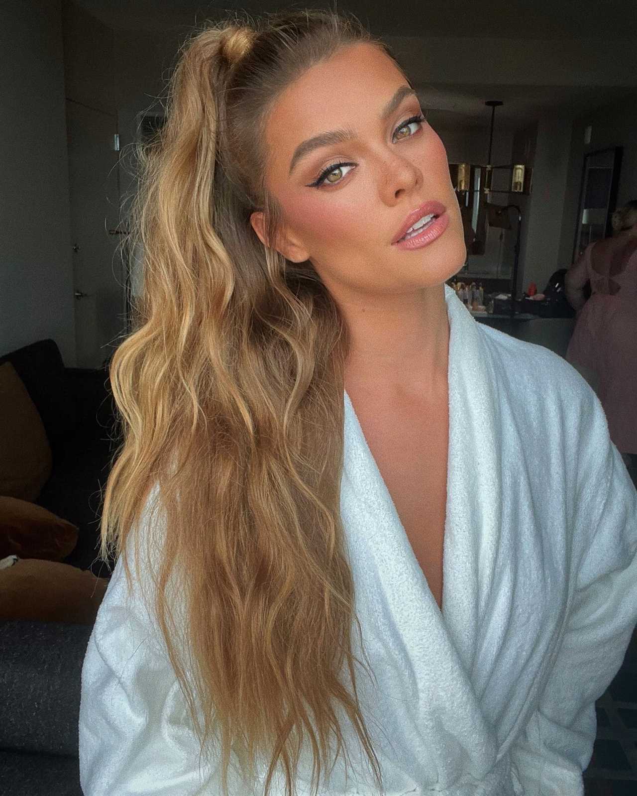 Logan Paul is dating Leonardo DiCaprio’s ex Nina Agdal. YouTuber spotted with a stunning swimsuit model in Mykonos